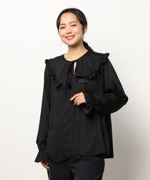 Cheek(チーク)の「フリルカラーブラウス(シャツ/ブラウス・レディース・アイボリー/ブラック・MEDIUM)」の14枚目の写真