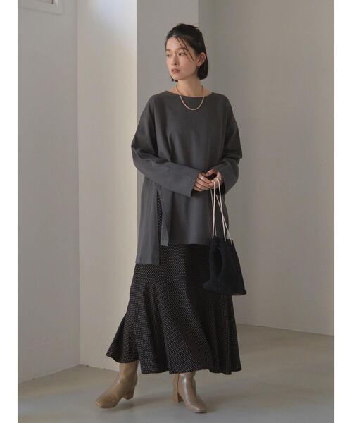 AMERICAN HOLIC（アメリカンホリック）の「サイドスリットボートネックカットプルオーバー（Tシャツ/カットソー・レディース・チャコールグレー/ブラウン・M/L）」の22枚目の写真