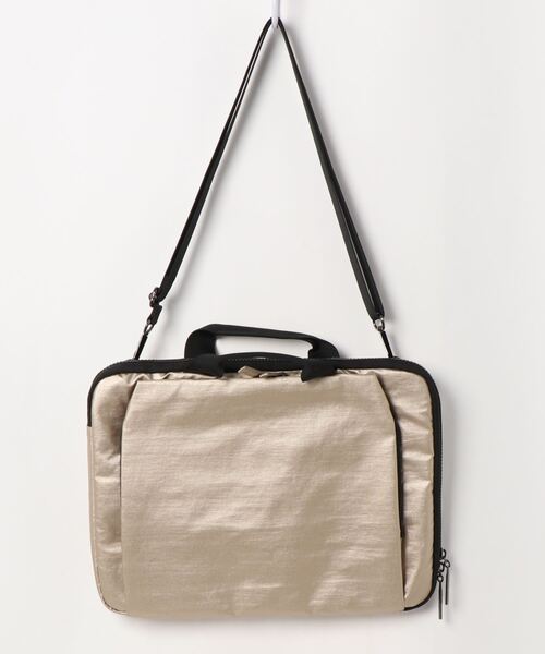 SAC'S BARJean(サックスバージーン)の「【SAC / サック】 A4スリムショルダーバッグ(ショルダーバッグ・レディース・ブラック/シルバー/ゴールド・FREE)」の3枚目の写真