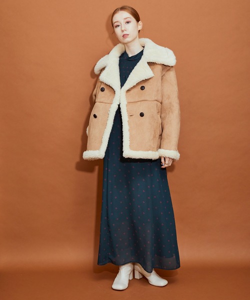 MADEMOISELLE ROPE'(マドモアゼル ロペ)の「【CHE'VRE et Branche' Europe'en】フェイクムートンコート(ムートンコート・レディース・ベージュ/カーキ・FREE)」の3枚目の写真