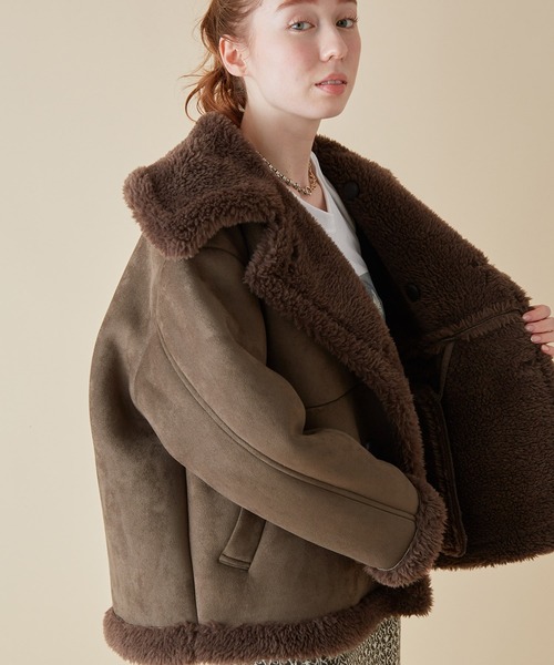 MADEMOISELLE ROPE'(マドモアゼル ロペ)の「【CHE'VRE et Branche' Europe'en】フェイクムートンコート(ムートンコート・レディース・ベージュ/カーキ・FREE)」の7枚目の写真