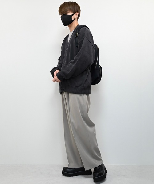 CLEL(クレイル)の「【CLEL】Balloon Sleeve Loose Knit Cardigan / バルーン袖 ルーズニットカーディガン ビッグシルエット(カーディガン/ボレロ・メンズ・チャコールグレー/グレイッシュベージュ/グレイッシュブルー・S/M/L)」の17枚目の写真