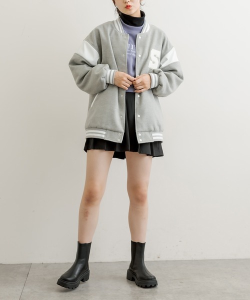 OLIVE des OLIVE（オリーブデオリーブ）の「【WEB限定カラー有】ロゴショートスウェット（スウェット・レディース・ホワイト/ピンク/ブルー/スミクロ・FREE）」の20枚目の写真