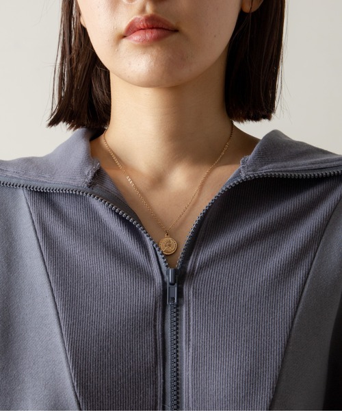 ANGIE（アンジー）の「ハーフジップオーバーサイズスウェット（スウェット・レディース・ブラック/ベージュ/ブルー/アイボリー・FREE）」の16枚目の写真