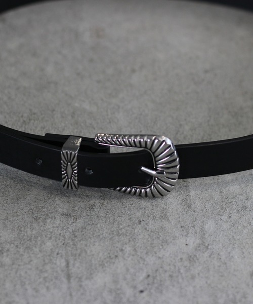 y/m by れぽすけ（イムバイレポスケ）の「ウエスタンロングテールベルト（ベルト・メンズ・ブラック・FREE）」の11枚目の写真