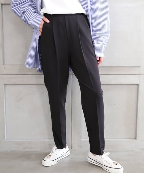 moment+（モーメントプラス）の「ニュアンスカラージョーゼット ビューティシルエット センタープレススラックスパンツ（スラックス・レディース・ブラック/ピンク/イエロー/オレンジ/ブルー/アイボリー/ミント/ラベンダー・M）」の18枚目の写真