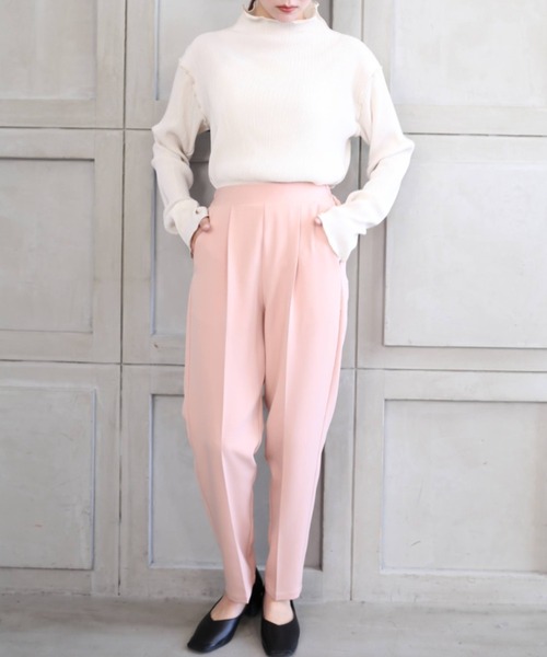 moment+（モーメントプラス）の「ニュアンスカラージョーゼット ビューティシルエット センタープレススラックスパンツ（スラックス・レディース・ブラック/ピンク/イエロー/オレンジ/ブルー/アイボリー/ミント/ラベンダー・M）」の20枚目の写真