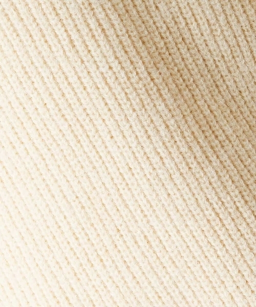 A de a.v.v（アードアー・ヴェ・ヴェ）の「マフラー付き前ポケットチュニックニット（ニット/セーター・レディース・モカ/アイボリー/ブラック・39）」の11枚目の写真