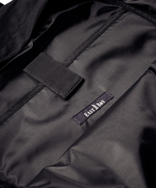 EASTBOY(イーストボーイ)の「【JUNESELECT】EBダブルロゴ2層リュックサック(バックパック/リュック・メンズ・ブラック×ホワイト/ブラック×グリーン/ブラック×ブルー・FREE)」の15枚目の写真