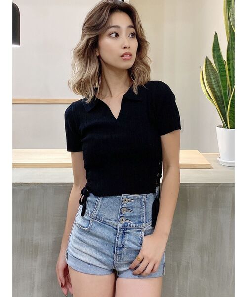 GYDA（ジェイダ）の「サイドレースアップPOLO ニット トップス（ニット/セーター・レディース・ブラック/オフホワイト・FREE）」の2枚目の写真