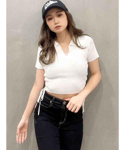 GYDA（ジェイダ）の「サイドレースアップPOLO ニット トップス（ニット/セーター・レディース・ブラック/オフホワイト・FREE）」の5枚目の写真