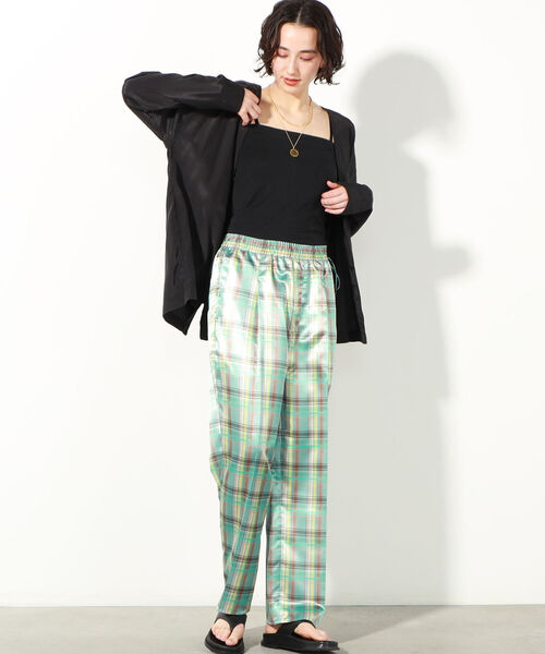 NOLLEY’S(ノーリーズ)の「◇【WEB限定】Vネックシャツジャケット(ブルゾン・レディース・ブラック/ベージュ/キナリ・FREE)」の8枚目の写真