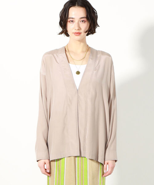 NOLLEY’S(ノーリーズ)の「◇【WEB限定】Vネックシャツジャケット(ブルゾン・レディース・ブラック/ベージュ/キナリ・FREE)」の17枚目の写真