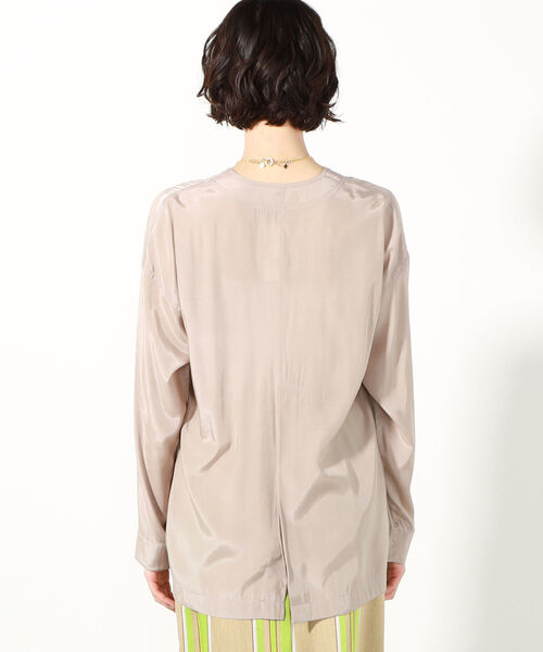 NOLLEY’S(ノーリーズ)の「◇【WEB限定】Vネックシャツジャケット(ブルゾン・レディース・ブラック/ベージュ/キナリ・FREE)」の19枚目の写真