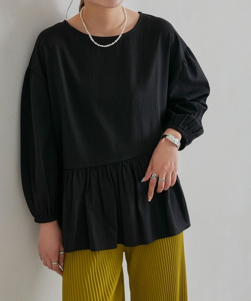 Chez toi(シェトワ)の「サッカーウエストギャザー切替ブラウス(シャツ/ブラウス・レディース・ブラック/オフホワイト/ミント・FREE)」の5枚目の写真