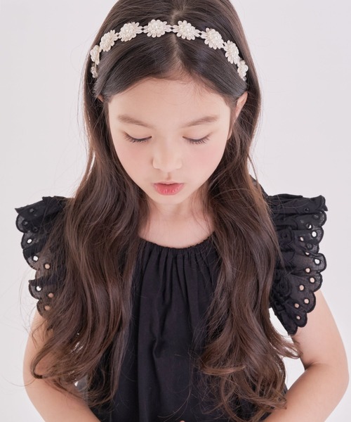 Rora(ローラ)の「トワレ 肩レース tシャツ(Tシャツ/カットソー・キッズ・ブラック・150cm/130cm/100cm/140cm/110cm/120cm)」の1枚目の写真