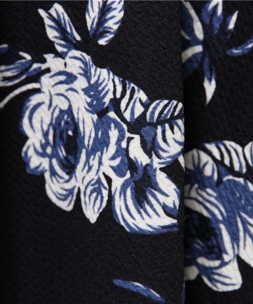 VENCEEXCHANGE（ヴァンスエクスチェンジ）の「ジャガード花柄フレアスカート（スカート・レディース・オフホワイト/ブラック/ダークブルー・MEDIUM/SMALL）」の13枚目の写真