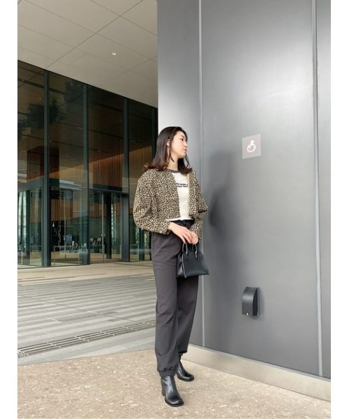 MOUSSY(マウジー)の「CUT EASY パンツ(スウェットパンツ・レディース・ブラック/キナリ・2/1)」の16枚目の写真