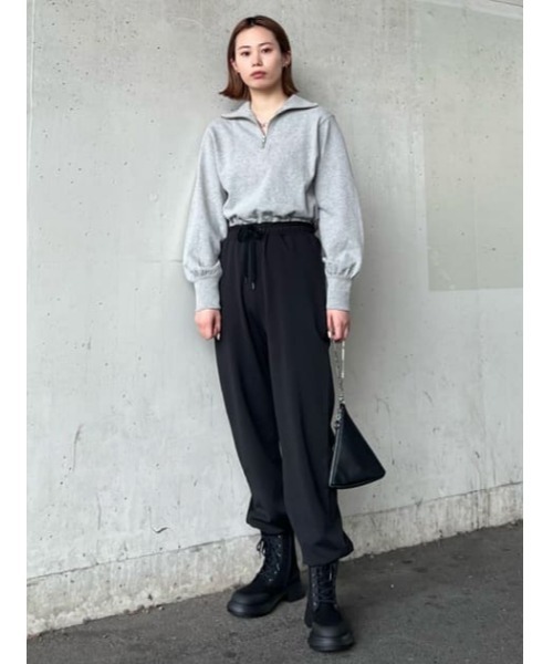 MOUSSY(マウジー)の「CUT EASY パンツ(スウェットパンツ・レディース・ブラック/キナリ・2/1)」の17枚目の写真