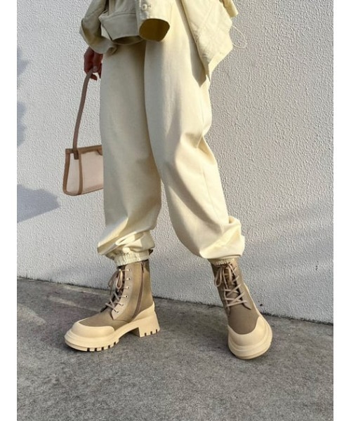 MOUSSY(マウジー)の「CUT EASY パンツ(スウェットパンツ・レディース・ブラック/キナリ・2/1)」の20枚目の写真