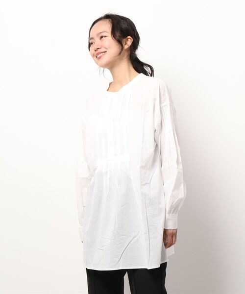 Lugnoncure(ルノンキュール)の「タックシャツ(シャツ/ブラウス・レディース・ベージュ/オフホワイト/イエロー・フリ-)」の7枚目の写真