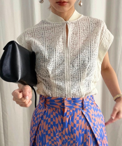 Ameri（アメリ）の「LACE SHORT TUCK TOP（シャツ/ブラウス・レディース・ホワイト/ブラウン・SMALL/MEDIUM）」の14枚目の写真