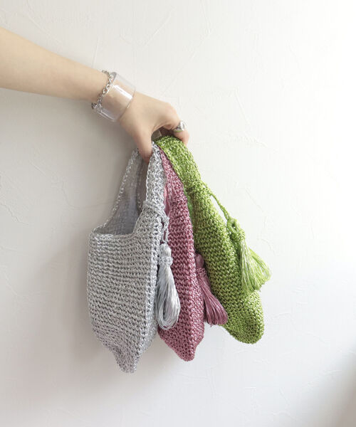 fredy emue（フレディエミュ）の「メタリックタッセル付ミニバッグ（トートバッグ・レディース・シルバー/ピンク/グリーン・FREE）」の22枚目の写真