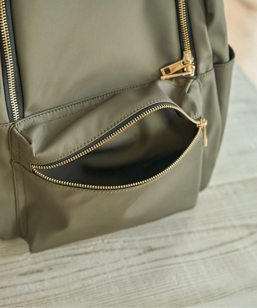 Chez toi(シェトワ)の「【WEB限定】9ポケットリュック(バックパック/リュック・レディース・グレー/カーキ/ブラック/ネイビー・FREE)」の9枚目の写真
