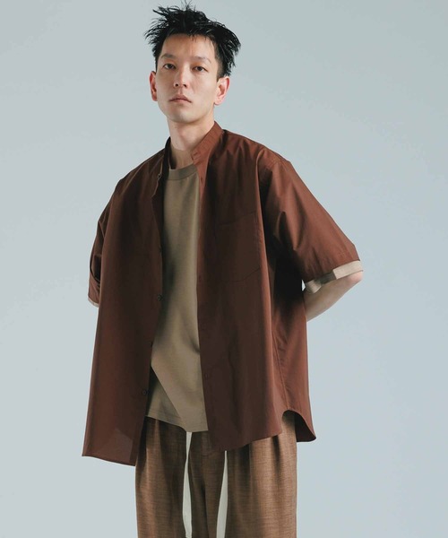 ADAM ET ROPE'（アダムエロペ）の「【TOOLIGHT】TC バンドカラーシャツ/セットアップ対応/超軽量/ストレッチ性/吸水速乾性/イージーケア（シャツ/ブラウス・メンズ・ブラック/ダークグリーン/ブラウン系その他・S/M/L/XL）」の4枚目の写真