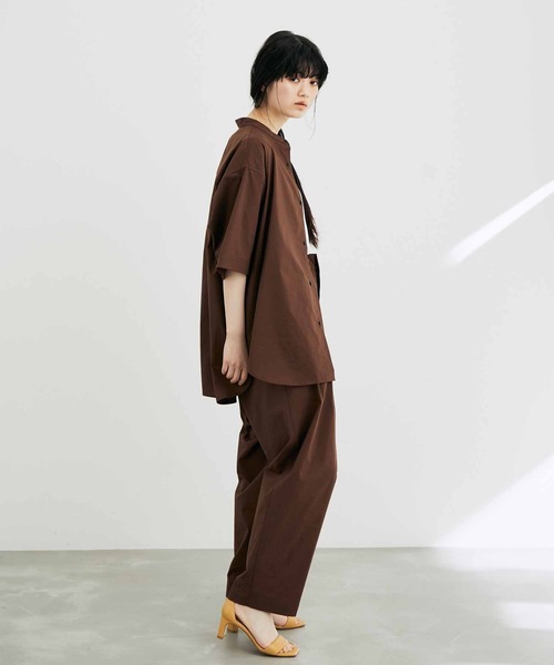 ADAM ET ROPE'（アダムエロペ）の「【TOOLIGHT】TC バンドカラーシャツ/セットアップ対応/超軽量/ストレッチ性/吸水速乾性/イージーケア（シャツ/ブラウス・メンズ・ブラック/ダークグリーン/ブラウン系その他・S/M/L/XL）」の13枚目の写真