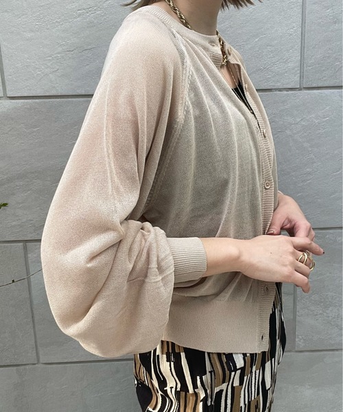 y/m by misato(イムバイミサト)の「シアーボリュームスリーブカーデ(カーディガン/ボレロ・レディース・ブラック/オレンジ/グリーン/ベージュ・FREE)」の13枚目の写真