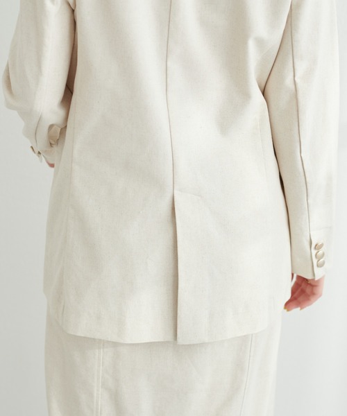 natural couture（ナチュラルクチュール）の「ちょっと大人な綿麻金釦テーラージャケット（テーラードジャケット・レディース・ベージュ/ライトベージュ/ネイビー/サックスブルー・FREE）」の10枚目の写真
