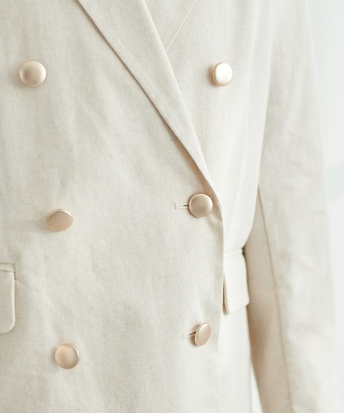 natural couture（ナチュラルクチュール）の「ちょっと大人な綿麻金釦テーラージャケット（テーラードジャケット・レディース・ベージュ/ライトベージュ/ネイビー/サックスブルー・FREE）」の7枚目の写真