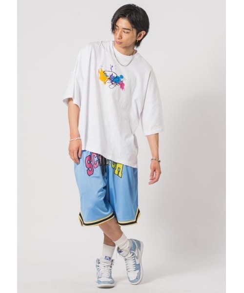 RE730（アールイーセブンサーティー）の「RE730  スニーカープリントモンスターシルエットTシャツ（Tシャツ/カットソー・メンズ・ブラック/オフホワイト/グリーン/ブルー・MEDIUM/LARGE）」の5枚目の写真