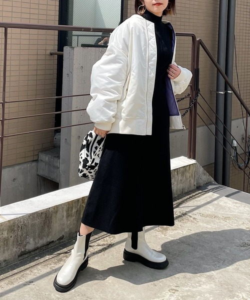 PAGEBOY（ページボーイ）の「ルーズMA-1（WEB限定Sサイズあり）（MA-1・レディース・オフホワイト/ブラック/カーキ・S/FREE）」の6枚目の写真