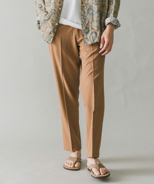 URBAN RESEARCH DOORS(アーバンリサーチドアーズ)の「ストレッチテーパードトラウザー(その他パンツ・メンズ・ブラック/ベージュ/ブラウン/グレー/カーキ/ブルー/モカ/キャメル・SMALL/MEDIUM/LARGE)」の8枚目の写真