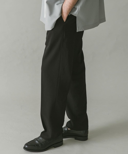 URBAN RESEARCH DOORS(アーバンリサーチドアーズ)の「ストレッチテーパードトラウザー(その他パンツ・メンズ・ブラック/ベージュ/ブラウン/グレー/カーキ/ブルー/モカ/キャメル・SMALL/MEDIUM/LARGE)」の22枚目の写真