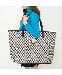 V12（ヴィ トゥエルヴ）の「VOYA BIG TOTE（トートバッグ）」 - WEAR
