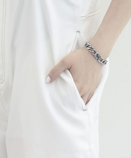 fredy repit(フレディレピ)の「ハイウエストサロペット(サロペット/オーバーオール・レディース・オフホワイト/ブラック・38)」の19枚目の写真