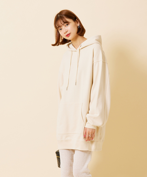 U by SPICK&SPAN（ユーバイスピックアンドスパン）の「スウェットワンピース（ワンピース・レディース・エメラルドブルー/ブラウン/アイボリー・FREE）」の4枚目の写真