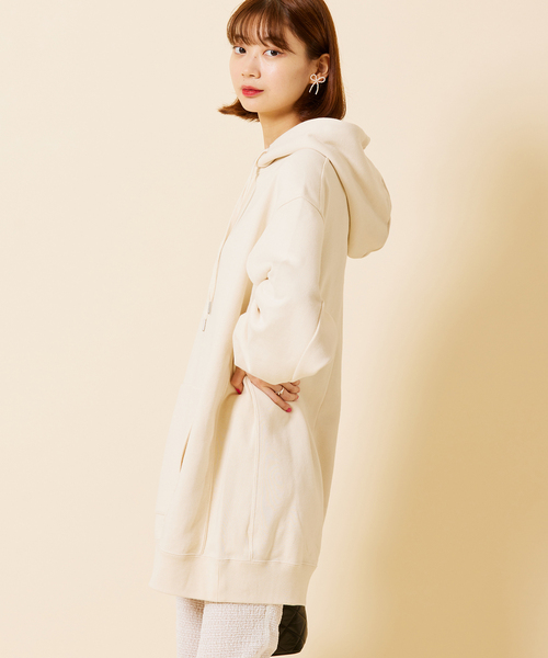 U by SPICK&SPAN（ユーバイスピックアンドスパン）の「スウェットワンピース（ワンピース・レディース・エメラルドブルー/ブラウン/アイボリー・FREE）」の5枚目の写真