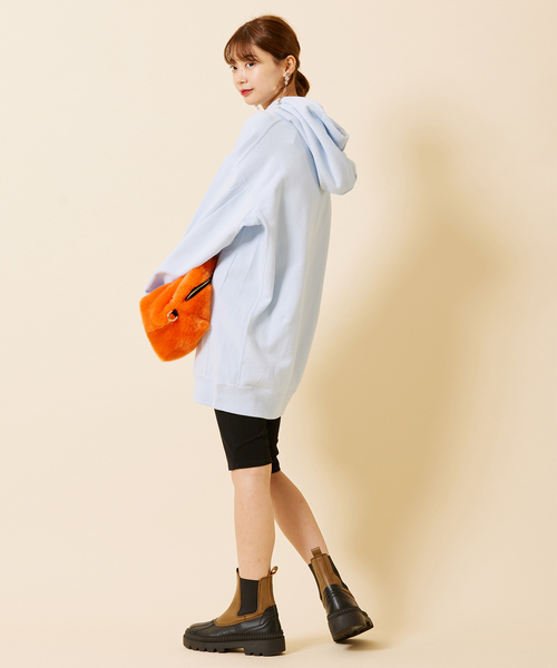 U by SPICK&SPAN（ユーバイスピックアンドスパン）の「スウェットワンピース（ワンピース・レディース・エメラルドブルー/ブラウン/アイボリー・FREE）」の21枚目の写真