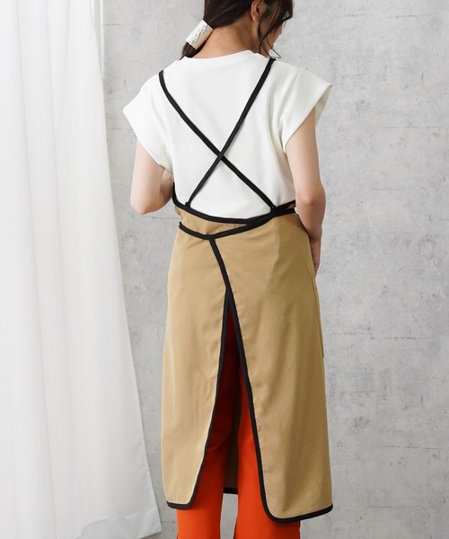 IAMUSE（アイアミューズ）の「バッククロスパイピングエプロン S0383【IAMUSE】（エプロン・レディース・ベージュ/ブラック/カーキ/グレー系その他・FREE）」の7枚目の写真