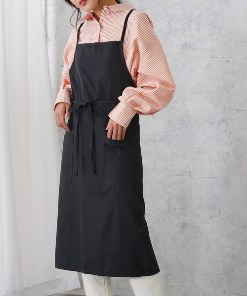 IAMUSE（アイアミューズ）の「バッククロスパイピングエプロン S0383【IAMUSE】（エプロン・レディース・ベージュ/ブラック/カーキ/グレー系その他・FREE）」の13枚目の写真