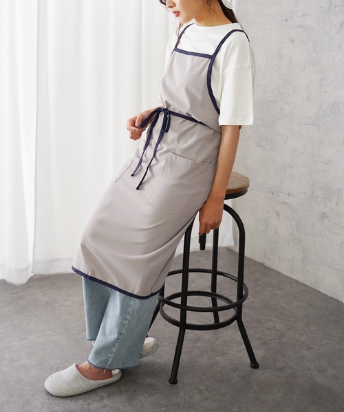 IAMUSE（アイアミューズ）の「バッククロスパイピングエプロン S0383【IAMUSE】（エプロン・レディース・ベージュ/ブラック/カーキ/グレー系その他・FREE）」の21枚目の写真