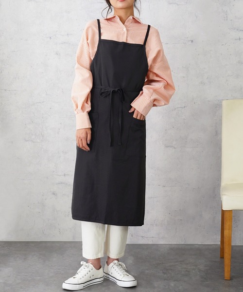 IAMUSE（アイアミューズ）の「バッククロスパイピングエプロン S0383【IAMUSE】（エプロン・レディース・ベージュ/ブラック/カーキ/グレー系その他・FREE）」の11枚目の写真