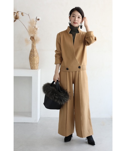 cawaii(カワイイ)の「インナーにも最適。ふんわり浮かぶ花柄シアーカットソートップスハイネック(Tシャツ/カットソー・レディース・カーキ・FREE)」の6枚目の写真
