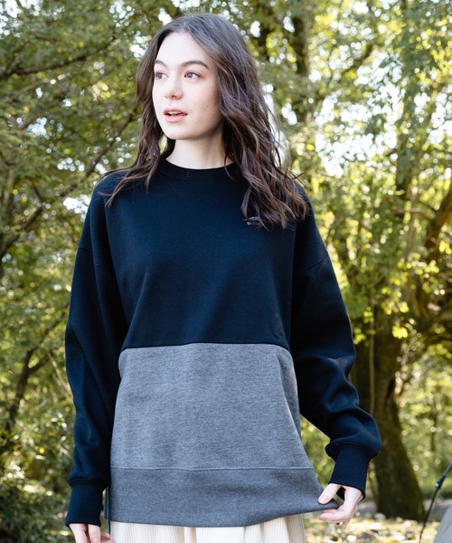 OUTDOOR PRODUCTS APPAREL（アウトドアプロダクツアパレル）の「裏フリース　切り替え　ビッグシルエット　サイドスリット　スウェット　トレーナー（スウェット・レディース・ブラック/ベージュ/ブラウン・FREE）」の17枚目の写真