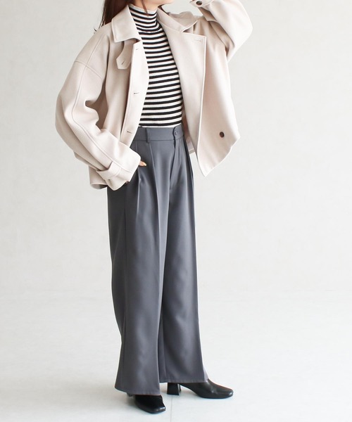 Social GIRL（ソーシャルガール）の「スタンド 2WAYカラー ショート丈 オーバーサイズ コート（その他アウター・レディース・ベージュ/モカ/グリーン/ブラック/アイボリー/ブラック×グリーン/ブラウン/チャコールグレー/ライトブラウン/グレー系その他/ブラウン系その他/ベージュ系その他/ホワイト系その他・L/M）」の14枚目の写真