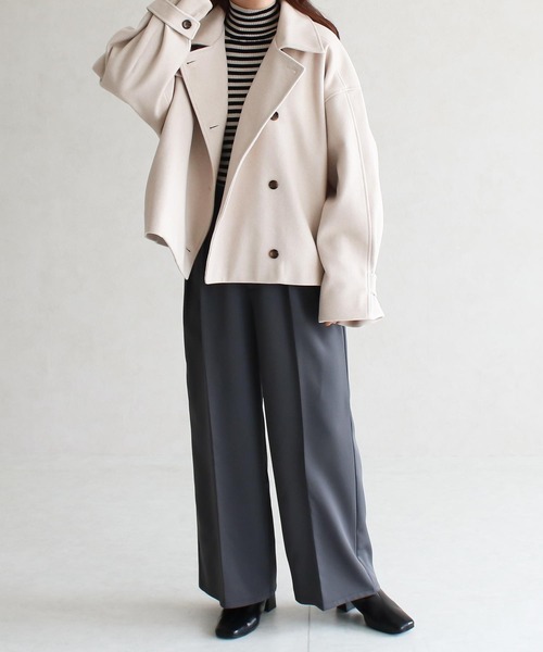 Social GIRL（ソーシャルガール）の「スタンド 2WAYカラー ショート丈 オーバーサイズ コート（その他アウター・レディース・ベージュ/モカ/グリーン/ブラック/アイボリー/ブラック×グリーン/ブラウン/チャコールグレー/ライトブラウン/グレー系その他/ブラウン系その他/ベージュ系その他/ホワイト系その他・L/M）」の16枚目の写真